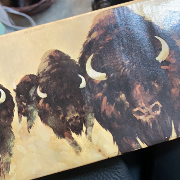 Avon American Buffalo Deep woods aftershave - Picture 3 of 8